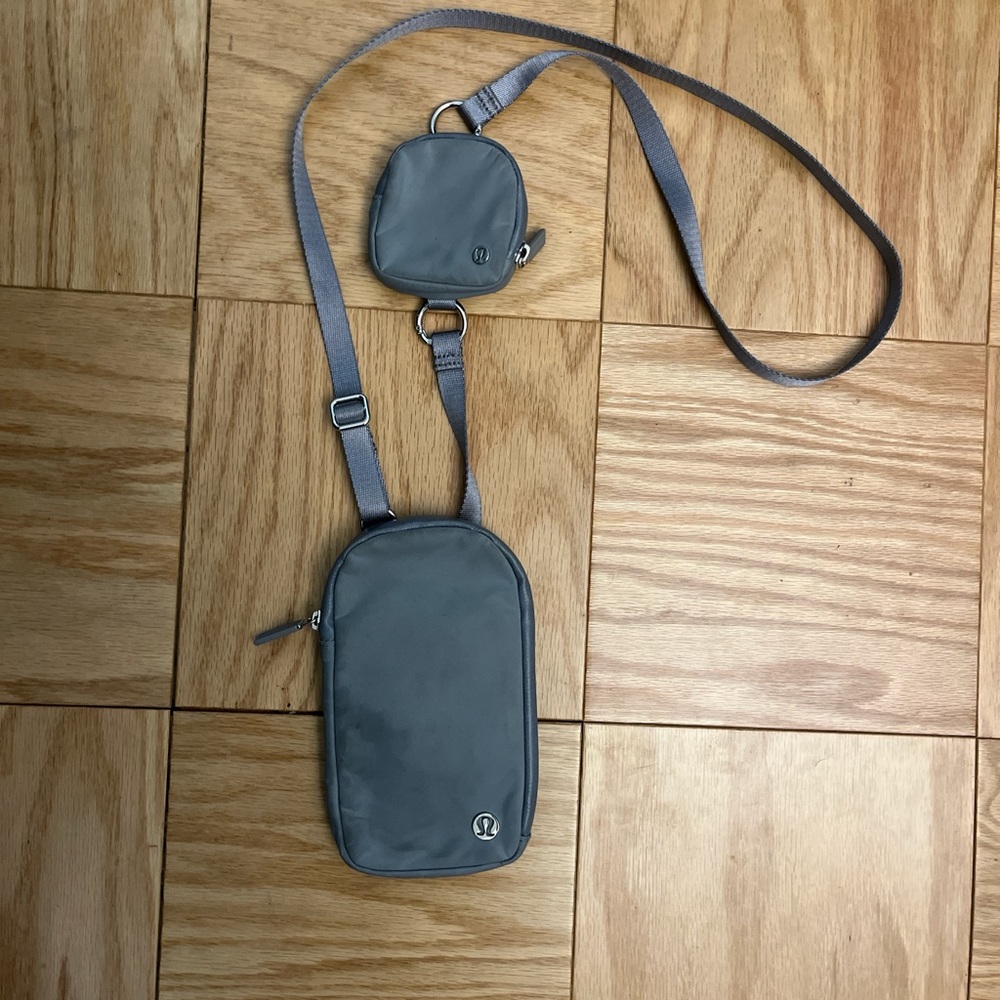 Lululemon Crossbody bag gray